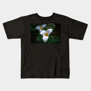 Group of trillium flowers Kids T-Shirt